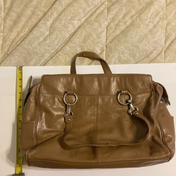 Wilson Leather tan weekend/overnight bag - Picture 9 of 9